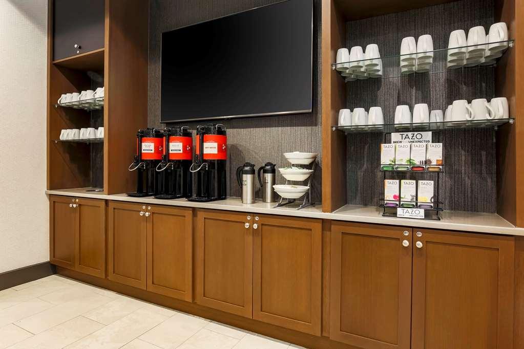 Hyatt Place Ottawa West Съоръжения снимка