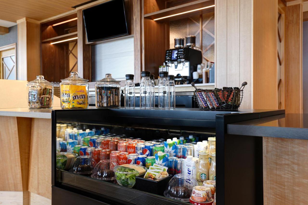 Hyatt Place Ottawa West Екстериор снимка