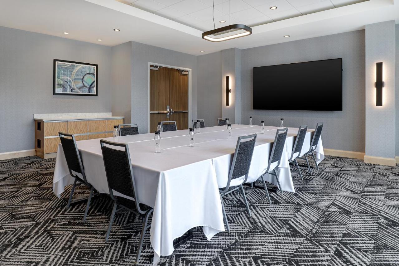 Hyatt Place Ottawa West Екстериор снимка