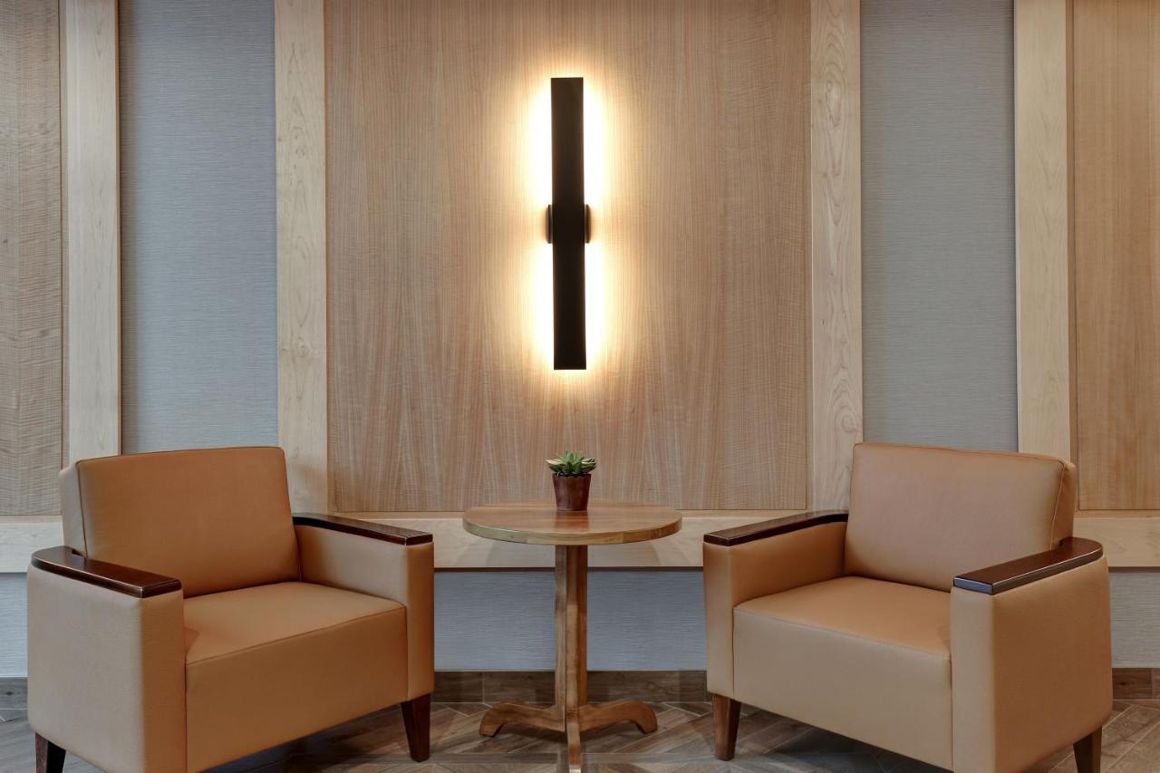 Hyatt Place Ottawa West Екстериор снимка